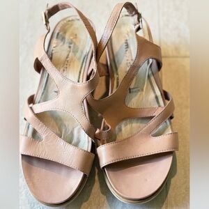 TAMARIS Chic Tan Nude Women's Comfort Travel Sandals
